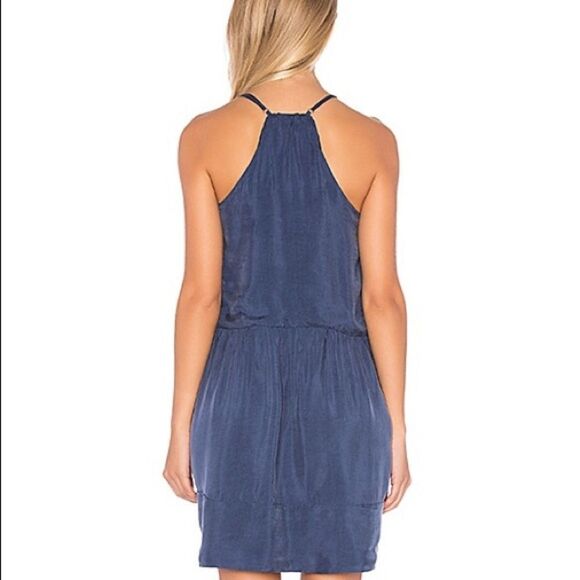 ✨ Meadow Dress in Satellite
American Vintage✨ - Picture 3 of 4